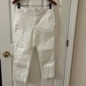 Banana Republic trousers crop, size 4p, stretch petite, white, pockets. NWOT